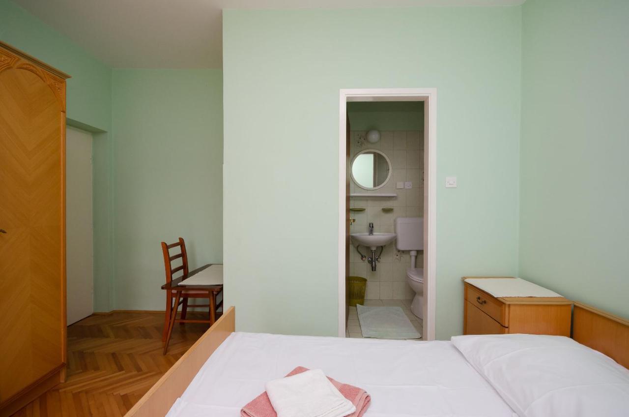 Rooms Mihaela Раб Екстериор снимка
